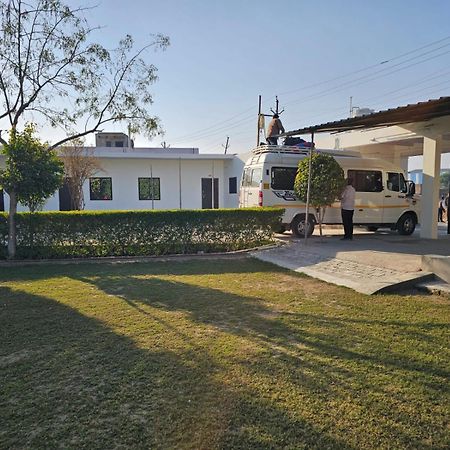 Govind Resort Mathura Exterior photo
